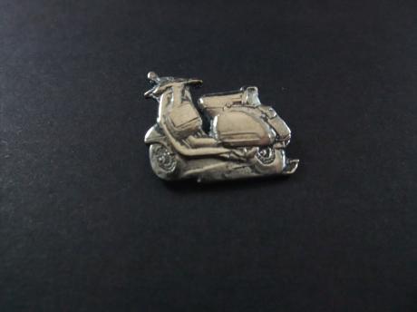 Vespa Scooter ( Piaggio Italië) zilverkleurig